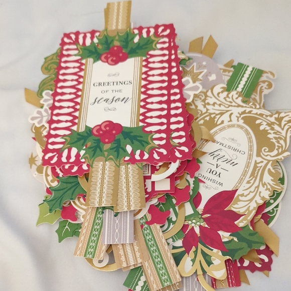 Anna Griffin Christmas Collage Collection - Picture 3 of 8